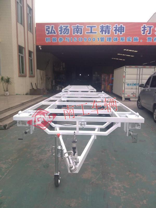 4吨房车底盘 全挂拼搏在线(中国)唯一官方网站