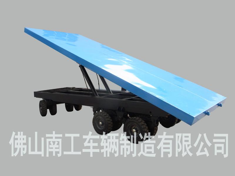 25吨重型自卸拼搏在线(中国)唯一官方网站 自卸工具拖车