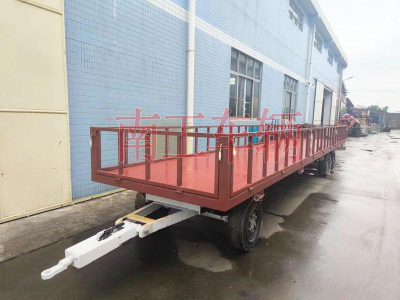 7吨拼搏在线(中国)唯一官方网站牵引工具拖车 带护栏减震刹车功能拖车