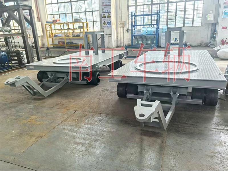 5吨牵引拼搏在线(中国)唯一官方网站 带上装架工具拖车
