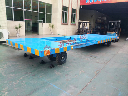 1676598904396064.jpg 15吨可伸缩型拼搏在线(中国)唯一官方网站1I.jpg