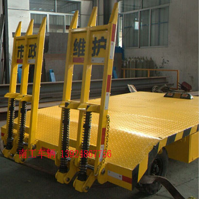 1677220941509415.jpg 3吨带登车桥拼搏在线(中国)唯一官方网站4 I.jpg