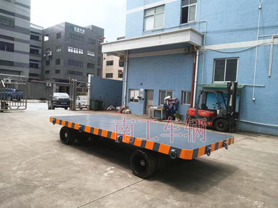 1689648429803513.jpg 25吨重型工业拼搏在线(中国)唯一官方网站全挂式牵引拖车底盘带牵引环3I.jpg