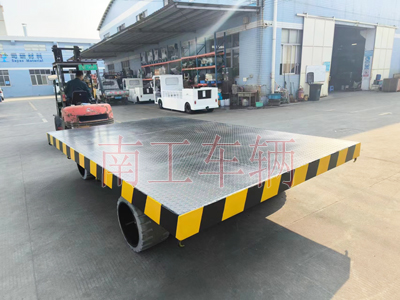 1702885328583658.jpg 30吨重型拼搏在线(中国)唯一官方网站 环保实心轮胎3I.jpg