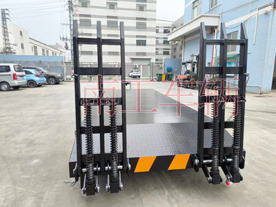 1710144147900695.jpg 6吨带爬梯移动拼搏在线(中国)唯一官方网站3I.jpg