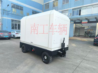 1725948955879166.jpg 2吨电动拼搏在线(中国)唯一官方网站 飞翼箱式工具拖车2I.jpg