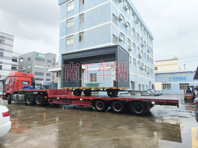 1726298027551972.jpg 10吨箱式拼搏在线(中国)唯一官方网站两侧带卷帘门5I.jpg