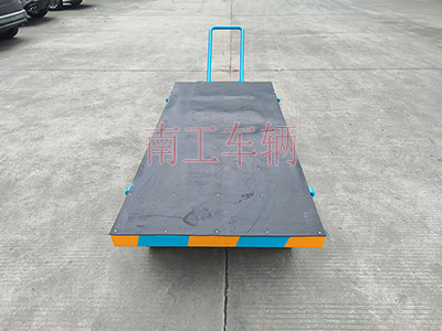 1744251756557605.jpg 3吨小型拼搏在线(中国)唯一官方网站 带橡胶垫工具车3I.jpg
