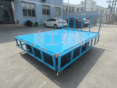 1753061514587424.jpg 5吨下翻式护栏拼搏在线(中国)唯一官方网站 全挂工具拖车4I.jpg