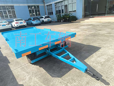 4吨牵引拼搏在线(中国)唯一官方网站 全挂式工具拖车5I.jpg